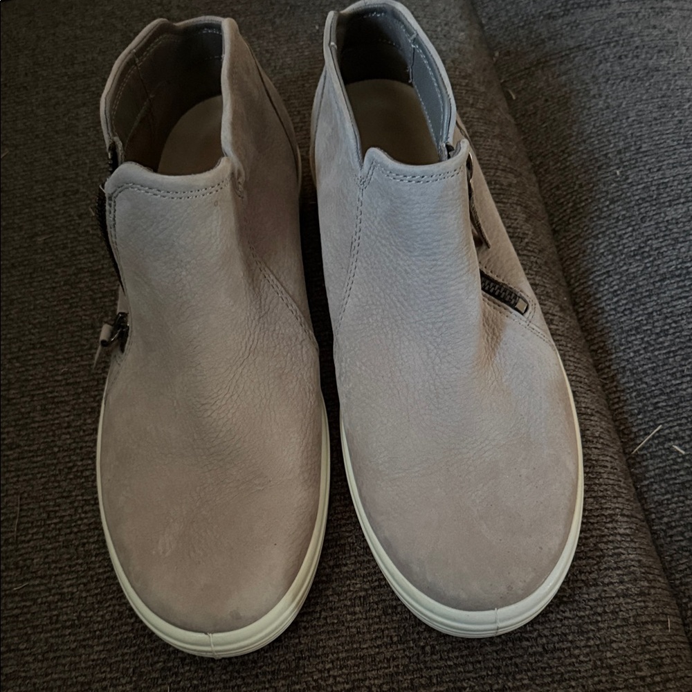 Ecco Soft 7 ladies size 11